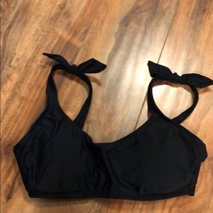Black bikini top